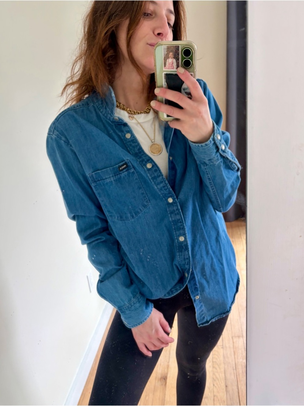 RVCA Denim Button Up Shirt Mens Small Blue Chambray Long Sleeve Snap